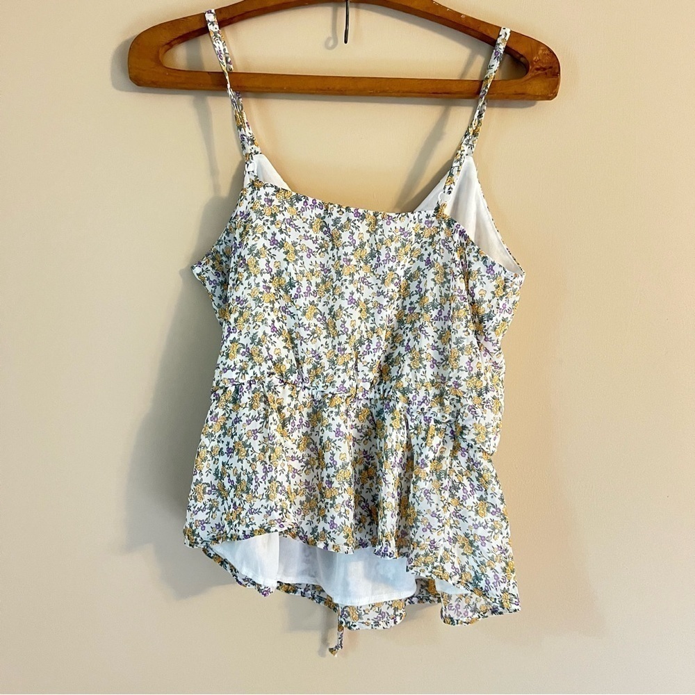 Gilli Floral Ruffle Blouse - Picture 5 of 5